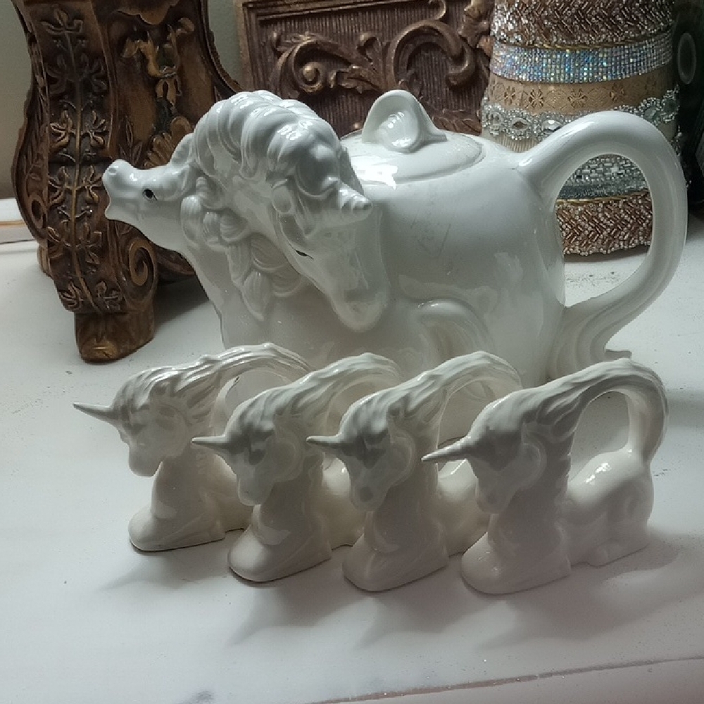 Unicorn Teapot & Napkin Rings